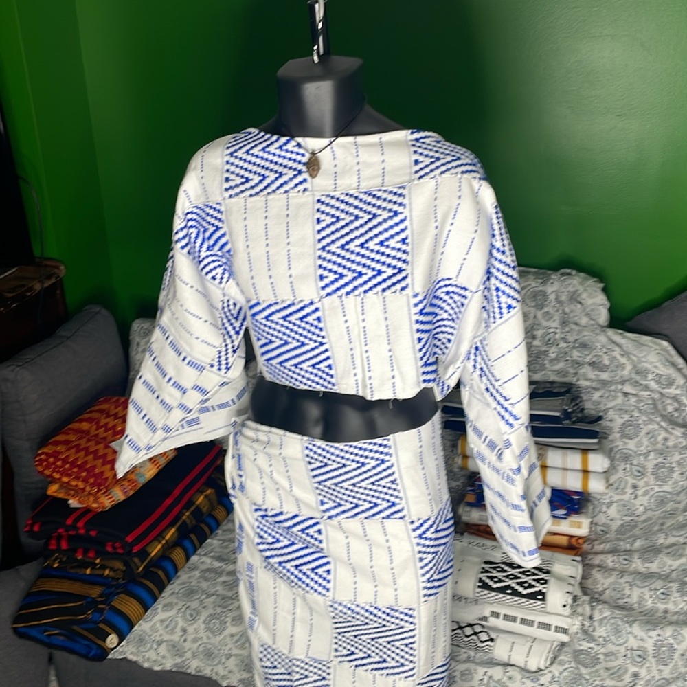 2 Piece Lot Kente Fabric and 1-of-a-kind Cropped Shawl top